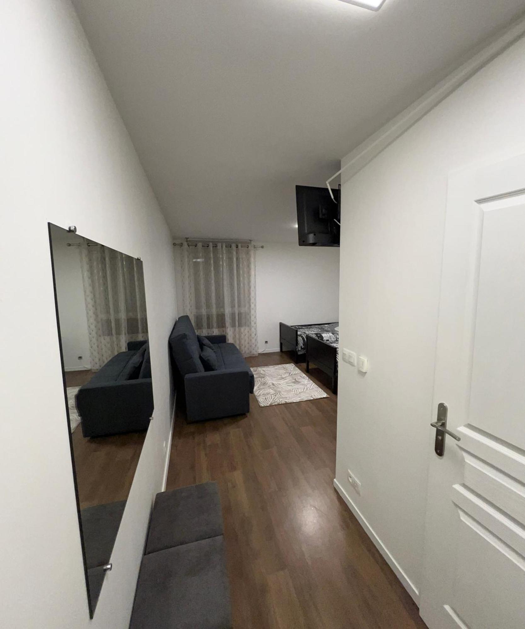 Studio Proche Du Centre Paris 15 Min Rosny-sous-Bois Esterno foto